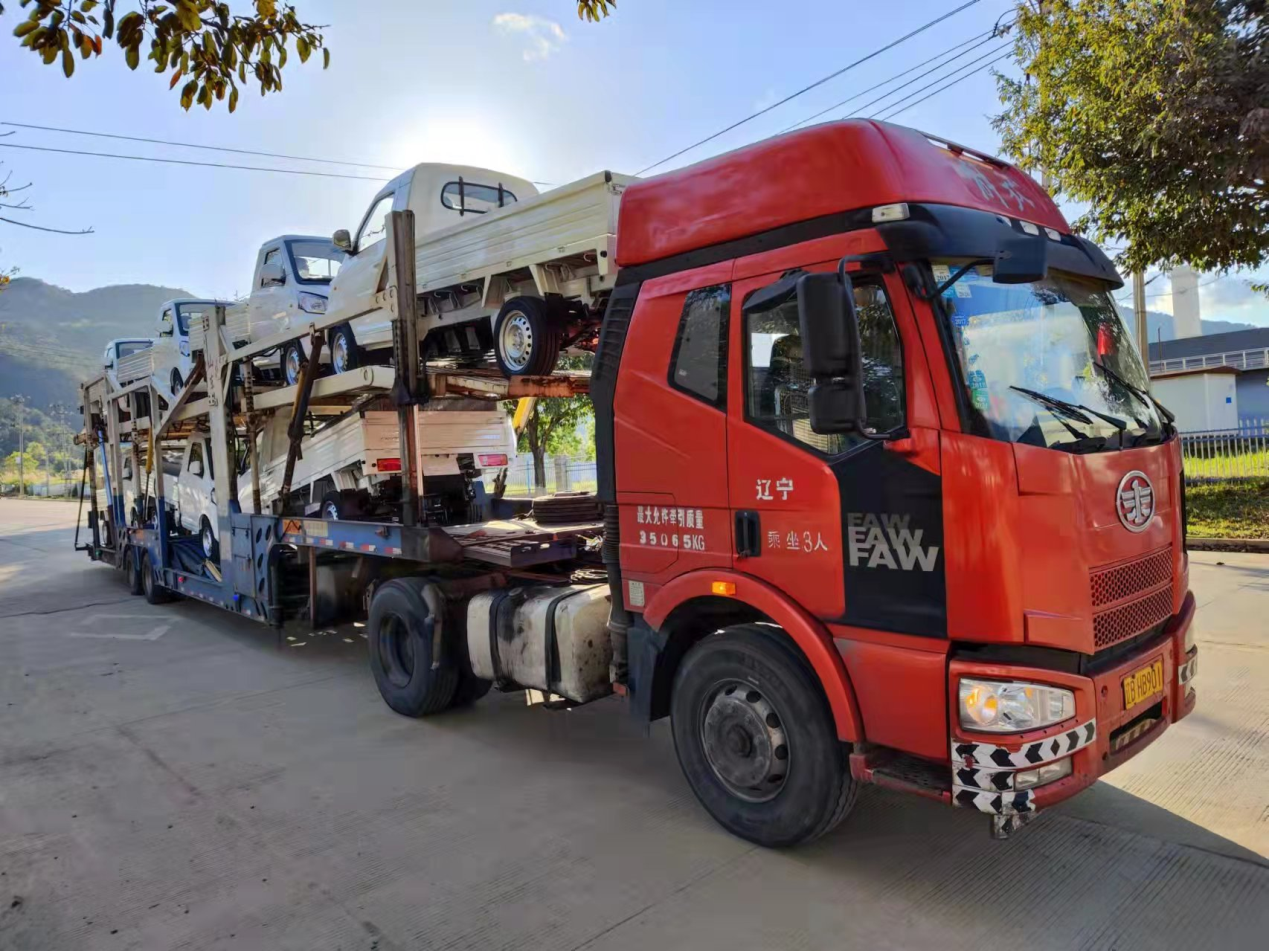 Première expédition du mini-camion électrique KEYTON N50 à Cuba