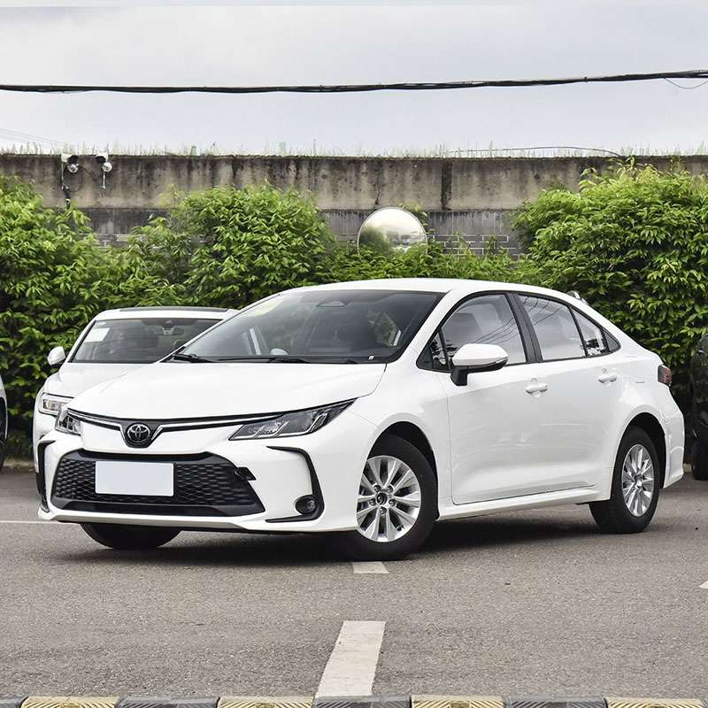 Berline essence Toyota Corolla